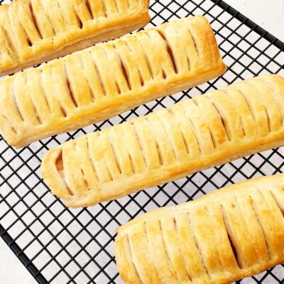 Vegan Sausage Rolls (Greggs Copycat)