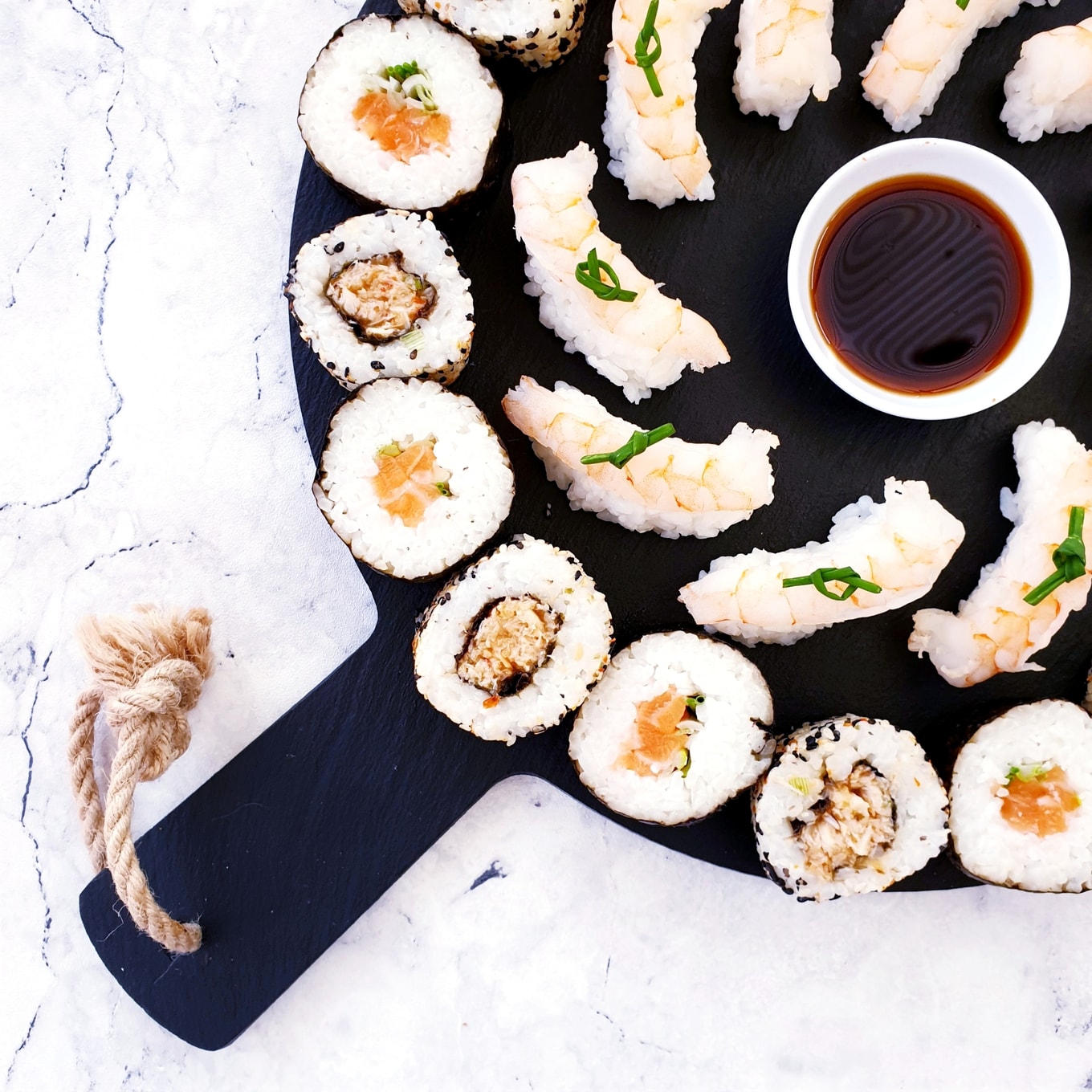 Sushi Platter – An Everyday Asian Feast